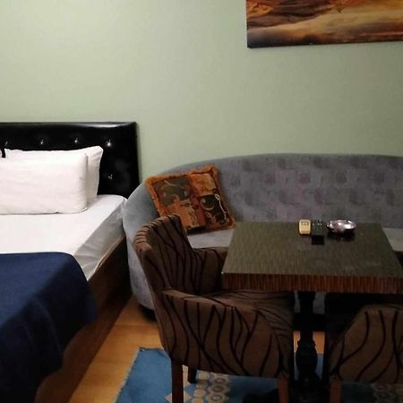 Taksim Pera Suites Стамбул Экстерьер фото